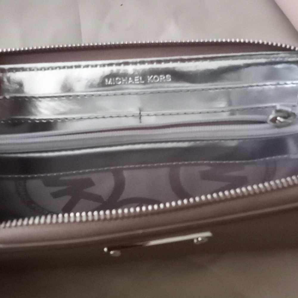 MK Wallet Bundle - Picture 4 of 8